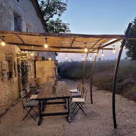 Authentiek Met Zwembad In Dordogne. Gout-Rossignol